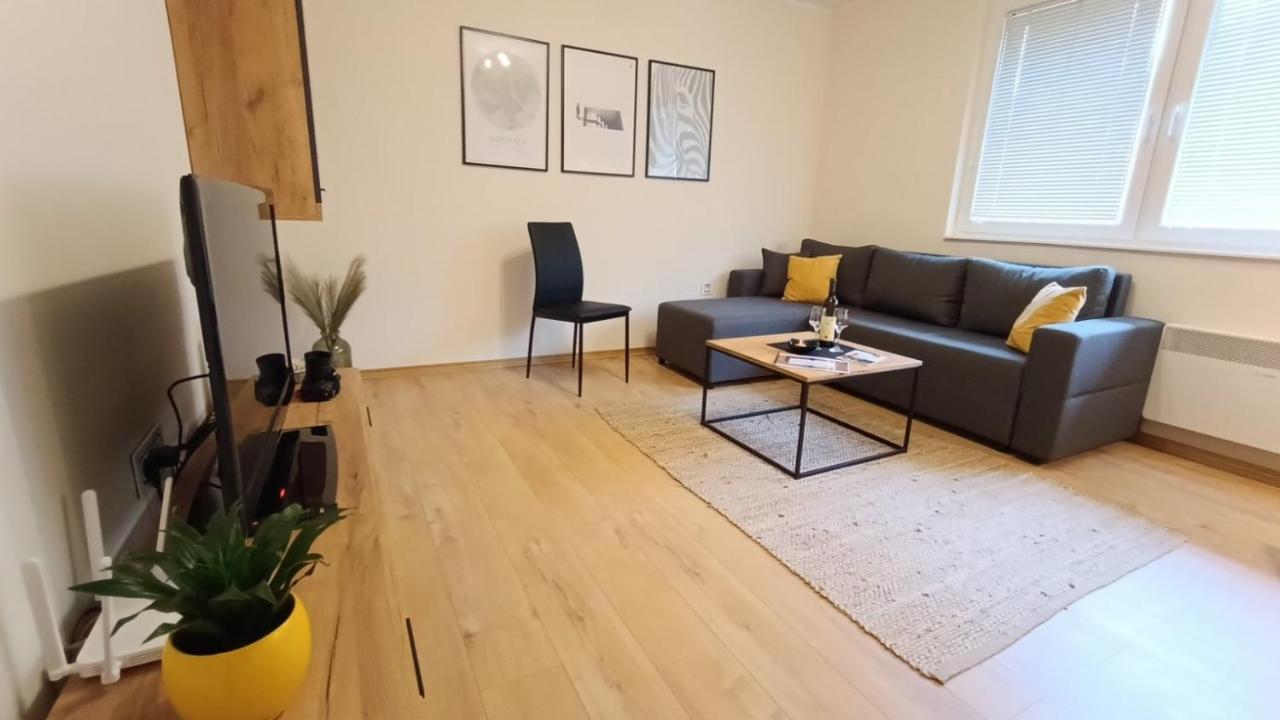 Apartman Taca Subotica Exteriör bild